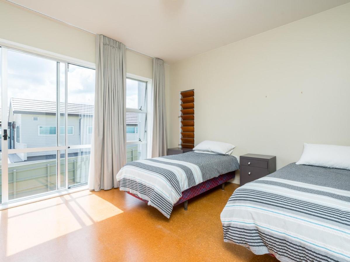 Roberts Retreat - Mangawhai Holiday Home Экстерьер фото