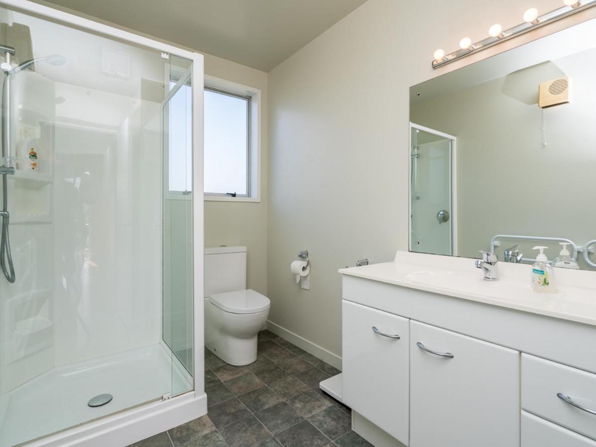 Roberts Retreat - Mangawhai Holiday Home Экстерьер фото